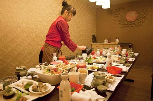 贵州留一手烤鱼培训|2017年消费者信心指数创近2年新高 餐饮和旅游消费成主流